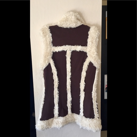🤎Twisted Heart Brown/Tan shearling vest M/L - Picture 5 of 8